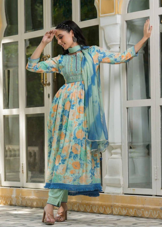 Women's Naira Ethnic Kurta Set