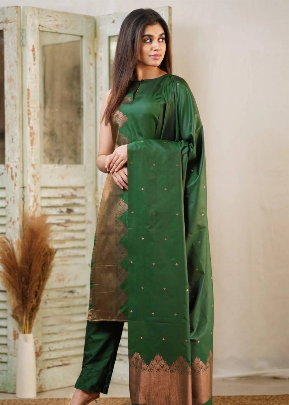 Women's Green Silk Kurta Set