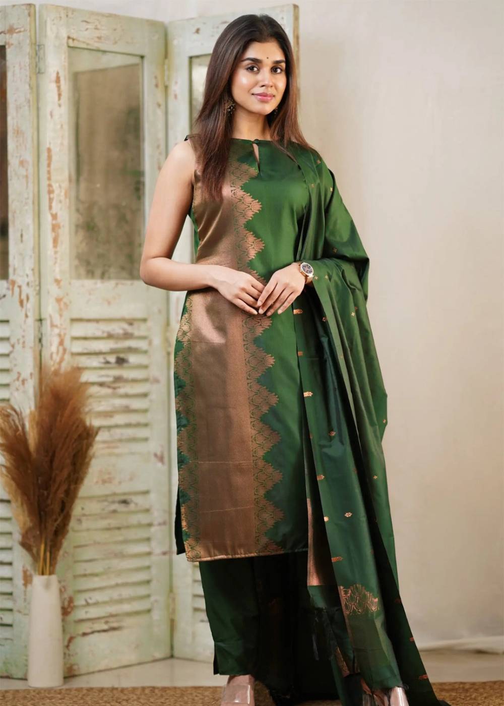 Women's Green Silk Kurta Set